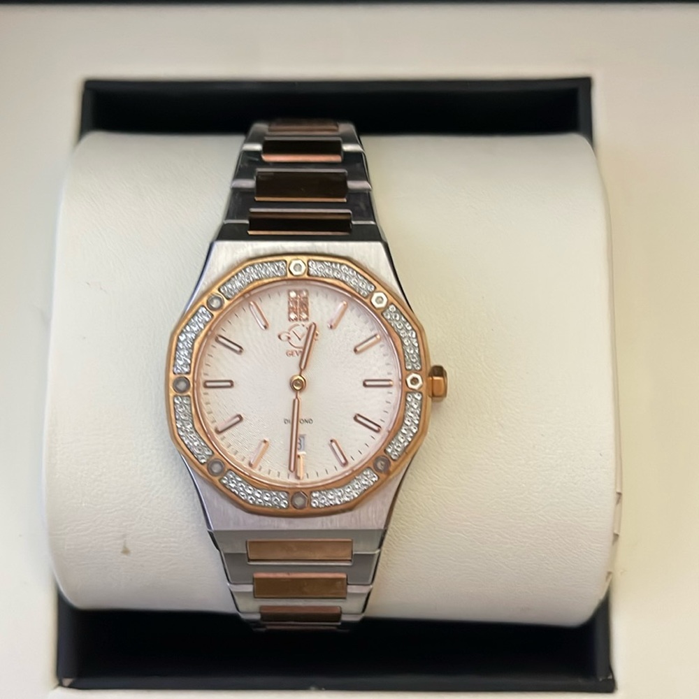 GV2 Palmanova Women's Silver Dial two tone rose gold watch